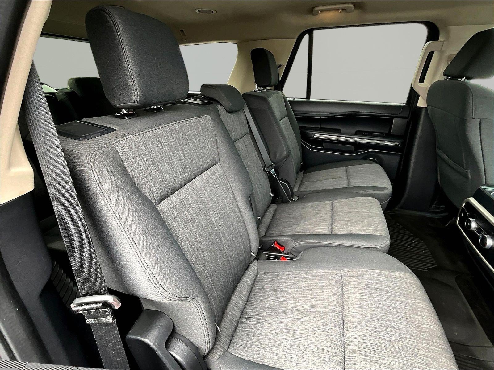 Used 2022 Ford Expedition XLT AWD/4WD image 25