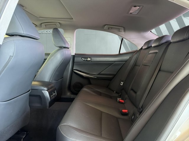Used 2016 Lexus IS 200t w/ Premium Package RWD image 12
