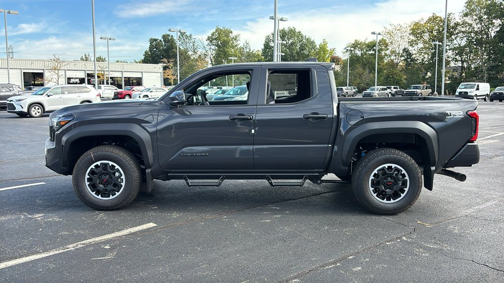 New 2026 Toyota Tacoma TRD Off-Road AWD/4WD image 3