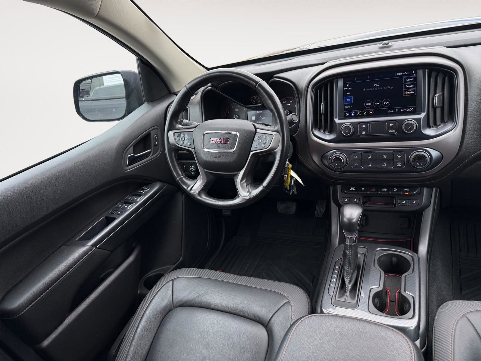 Used 2022 GMC Canyon AT4 image 11