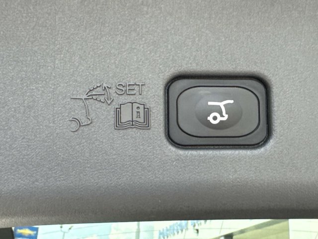 New 2026 Lincoln Nautilus Premier AWD/4WD image 13