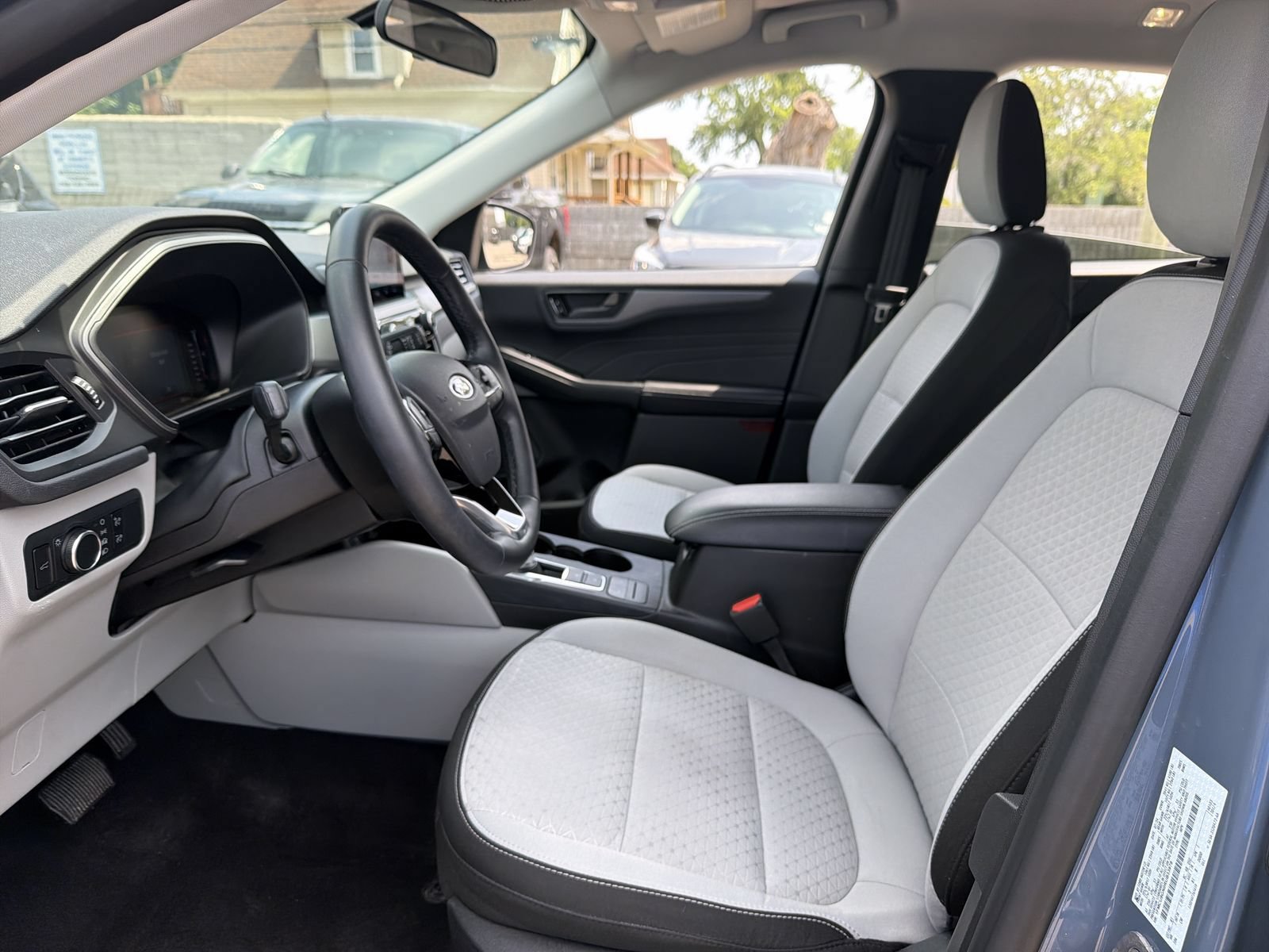 Used 2024 Ford Escape Active AWD/4WD image 11