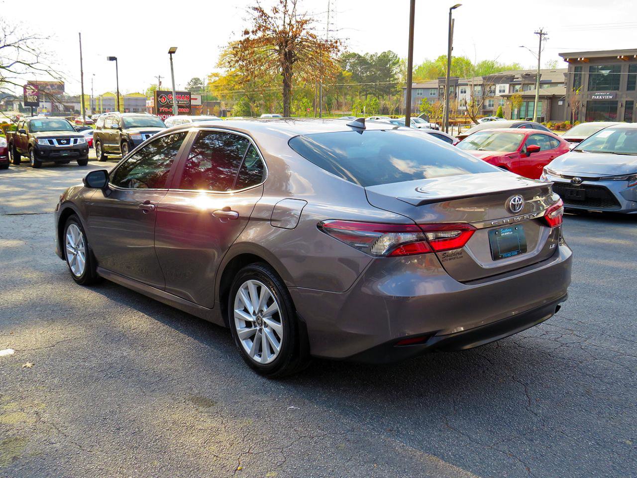 Used 2024 Toyota Camry LE image 9