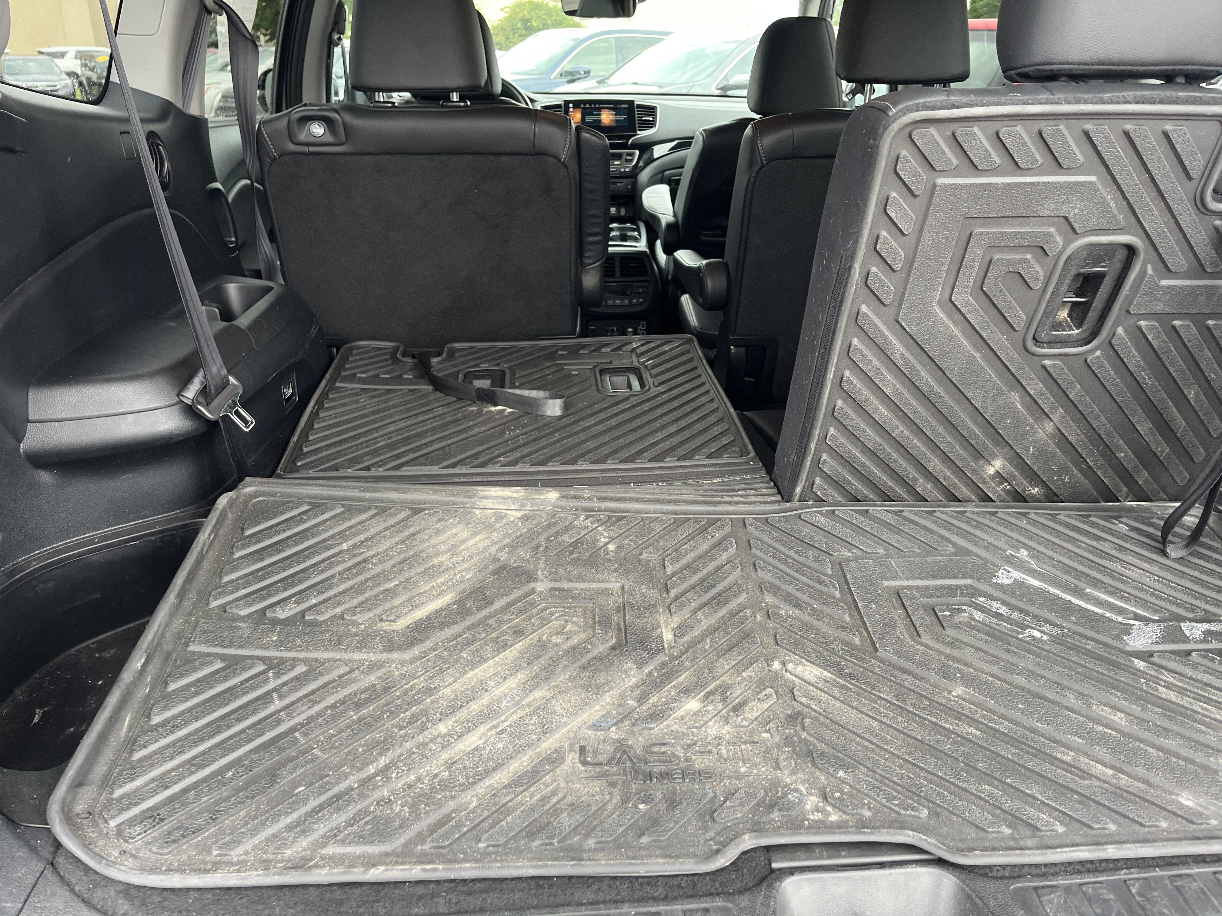 Used 2021 Honda Pilot Touring image 13
