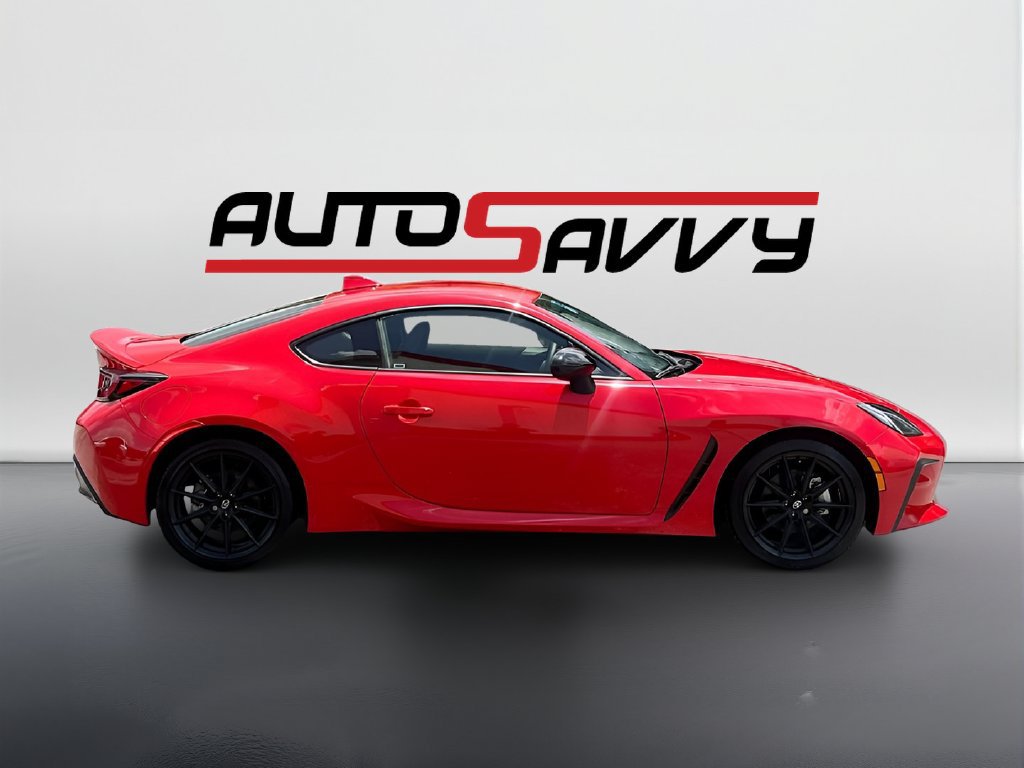Used 2025 Toyota GR86 Premium w/ ALL Weather Mat Package (TMS) RWD image 8