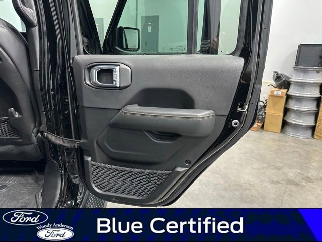 Used 2024 Jeep Wrangler Sahara w/ Technology Group image 26