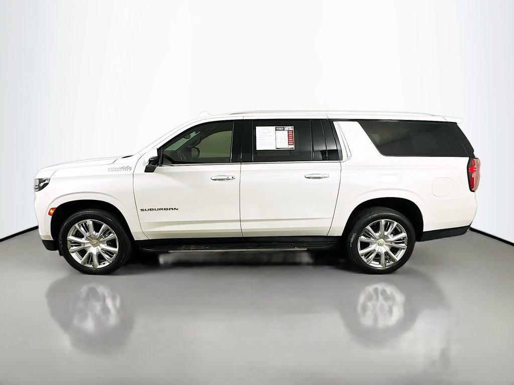 Used 2022 Chevrolet Suburban High Country image 5