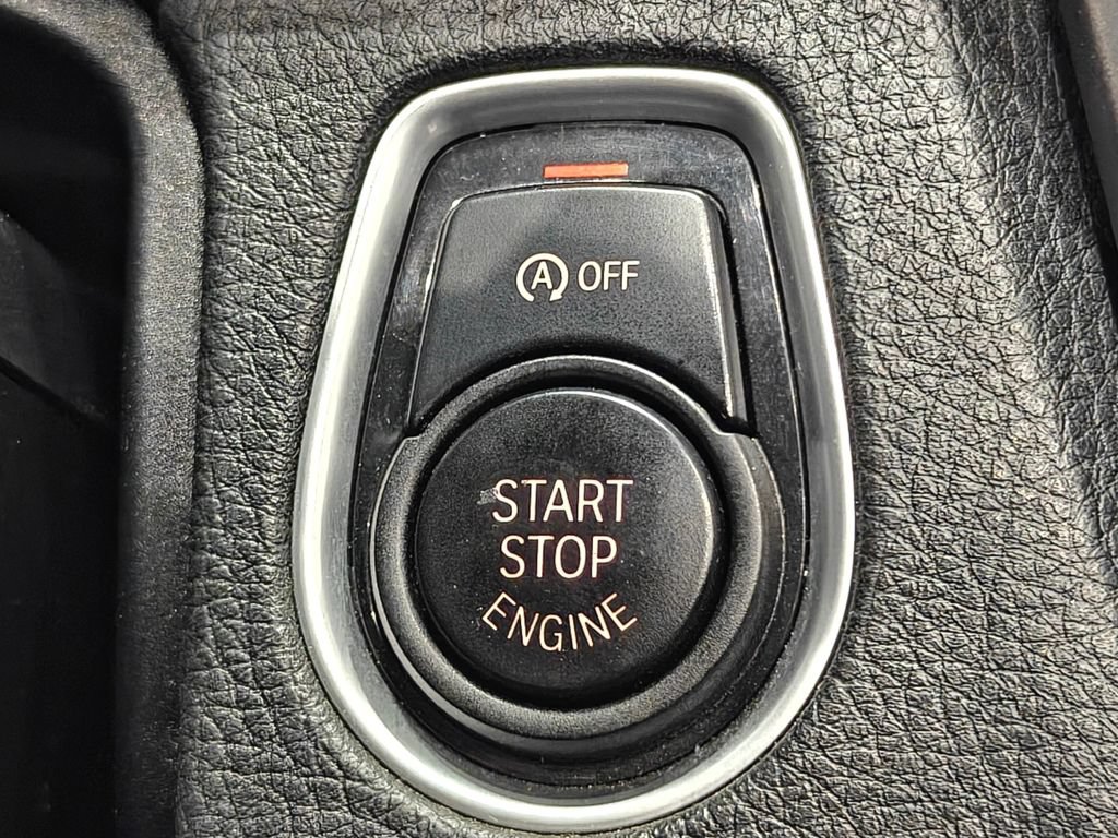 Used 2015 BMW 428i xDrive Convertible AWD/4WD image 12