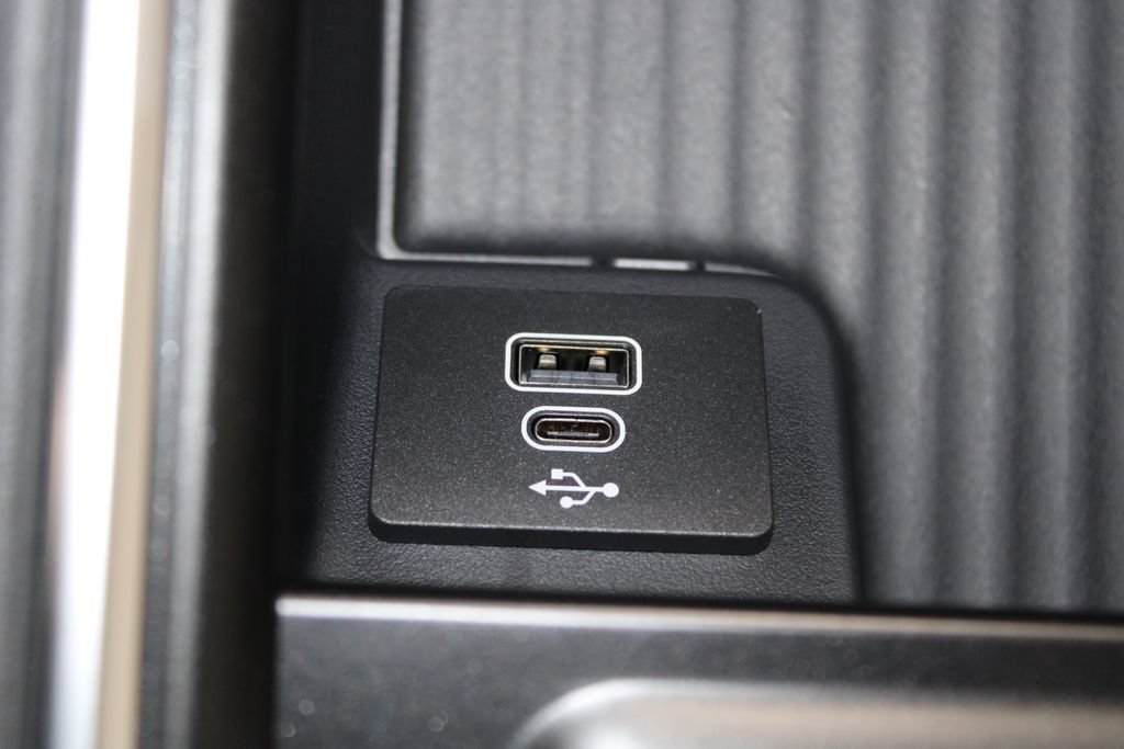 New 2026 Ford Expedition Active RWD image 47