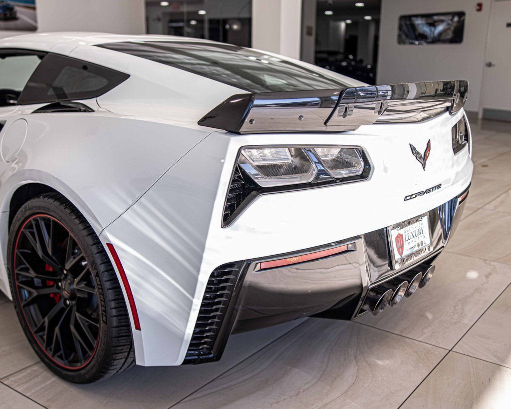 Used 2019 Chevrolet Corvette Z06 w/ Battery Protection Package image 15