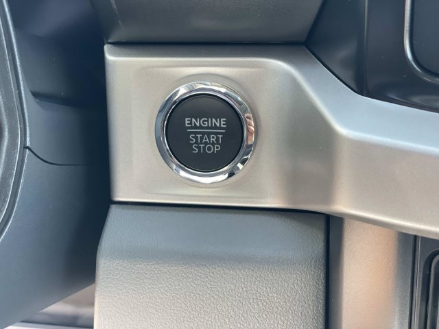 New 2026 Ford F350 XLT w/ XLT Premium Package AWD/4WD image 17