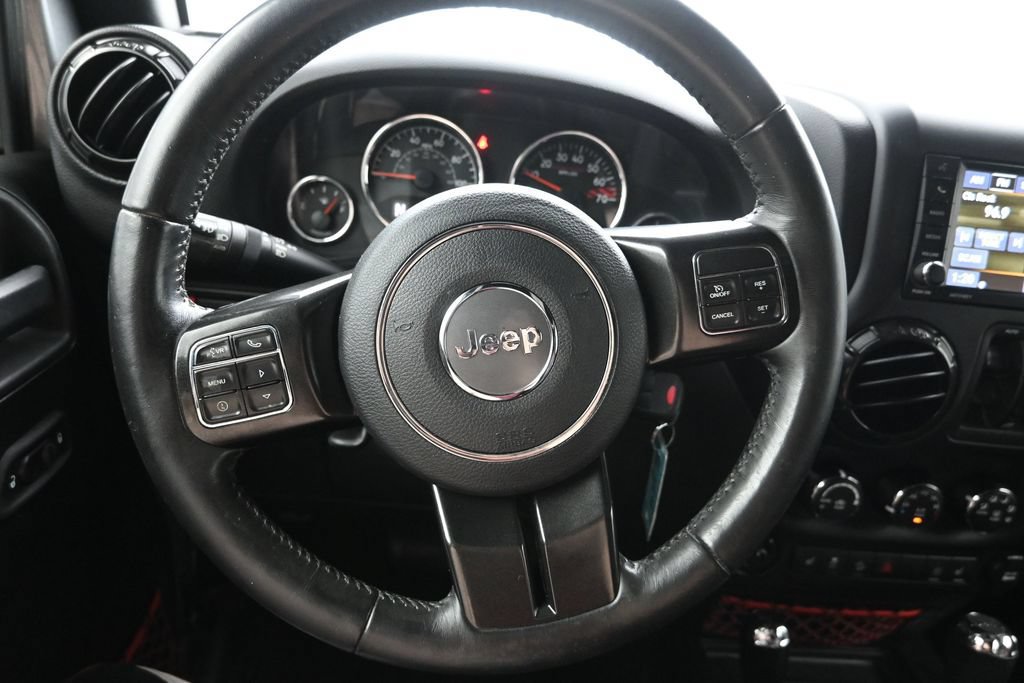 Used 2018 Jeep Wrangler Unlimited Rubicon AWD/4WD image 13