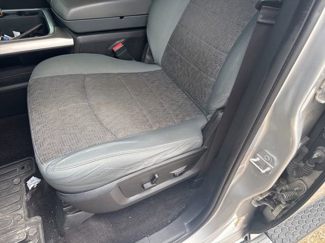 Used 2016 RAM 1500 Big Horn image 7