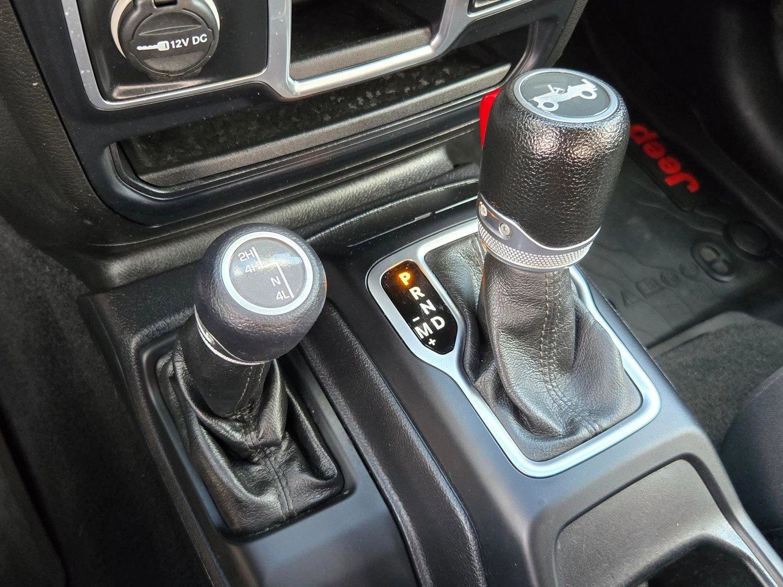 Used 2018 Jeep Wrangler Sport AWD/4WD image 13