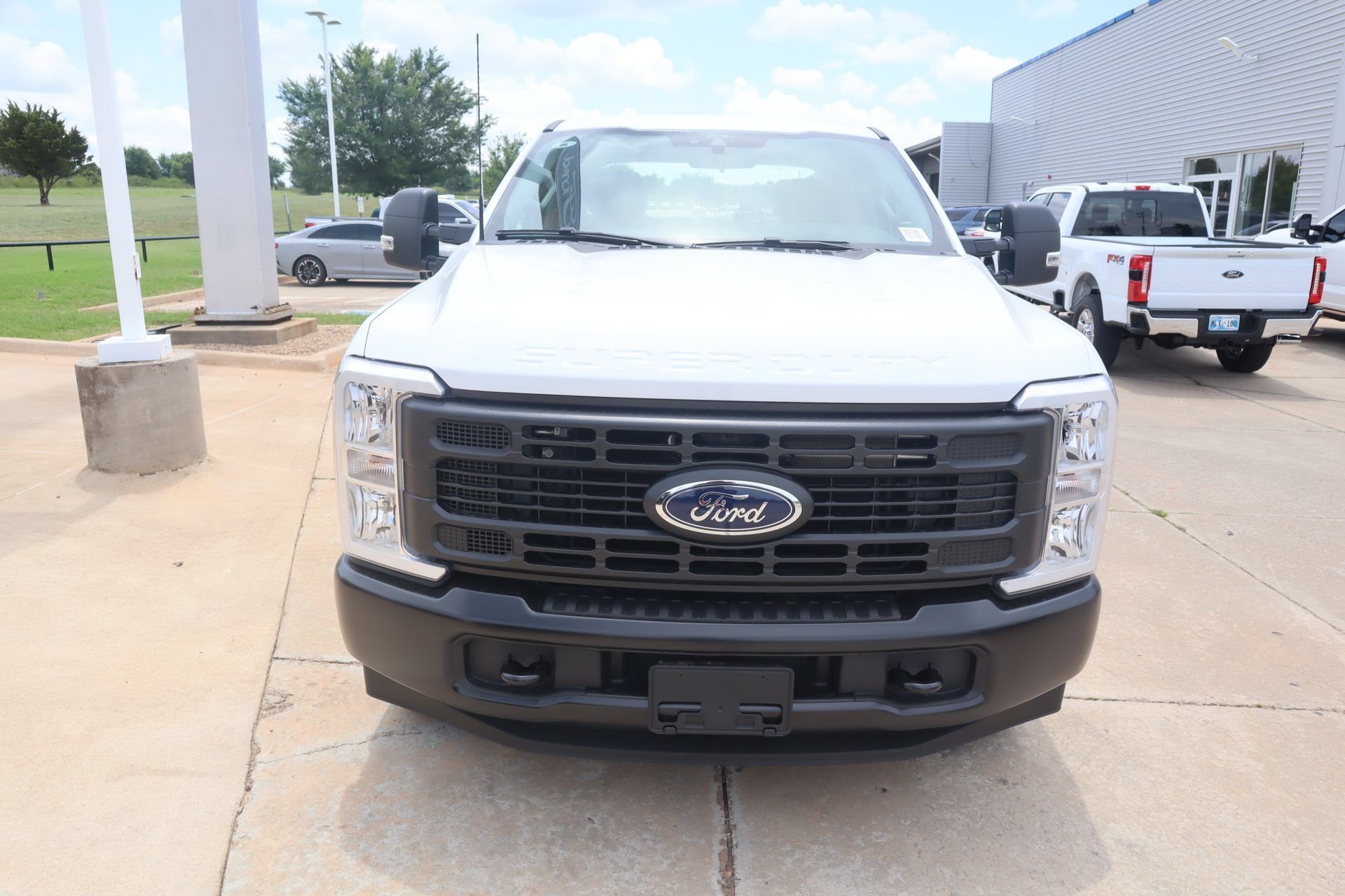 New 2026 Ford F250 XL w/ XL Driver Assist Package RWD image 8