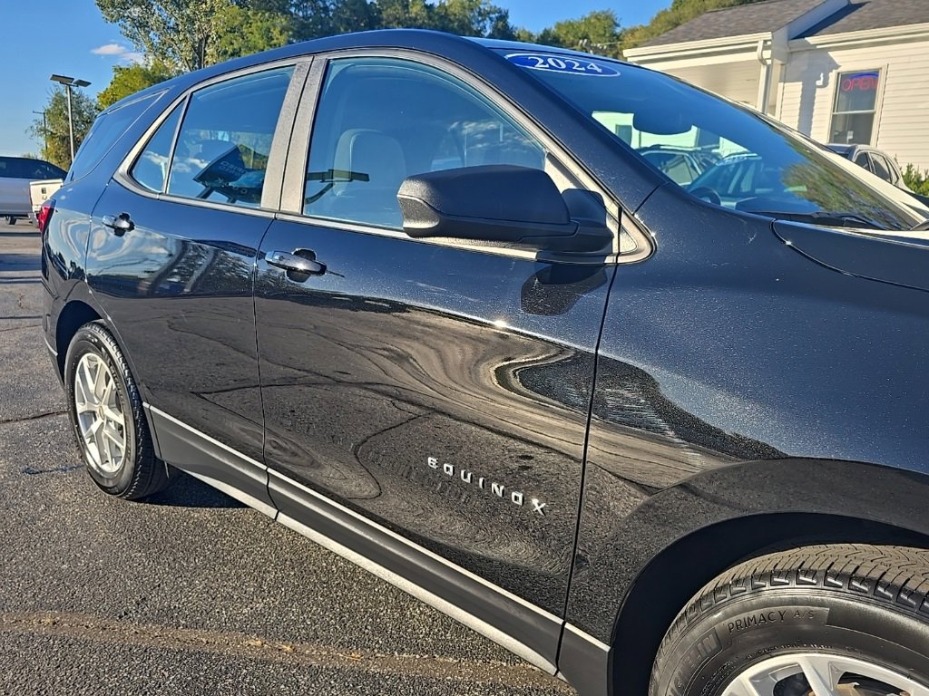 Used 2024 Chevrolet Equinox LS w/ LPO, Floor Liner Package image 35