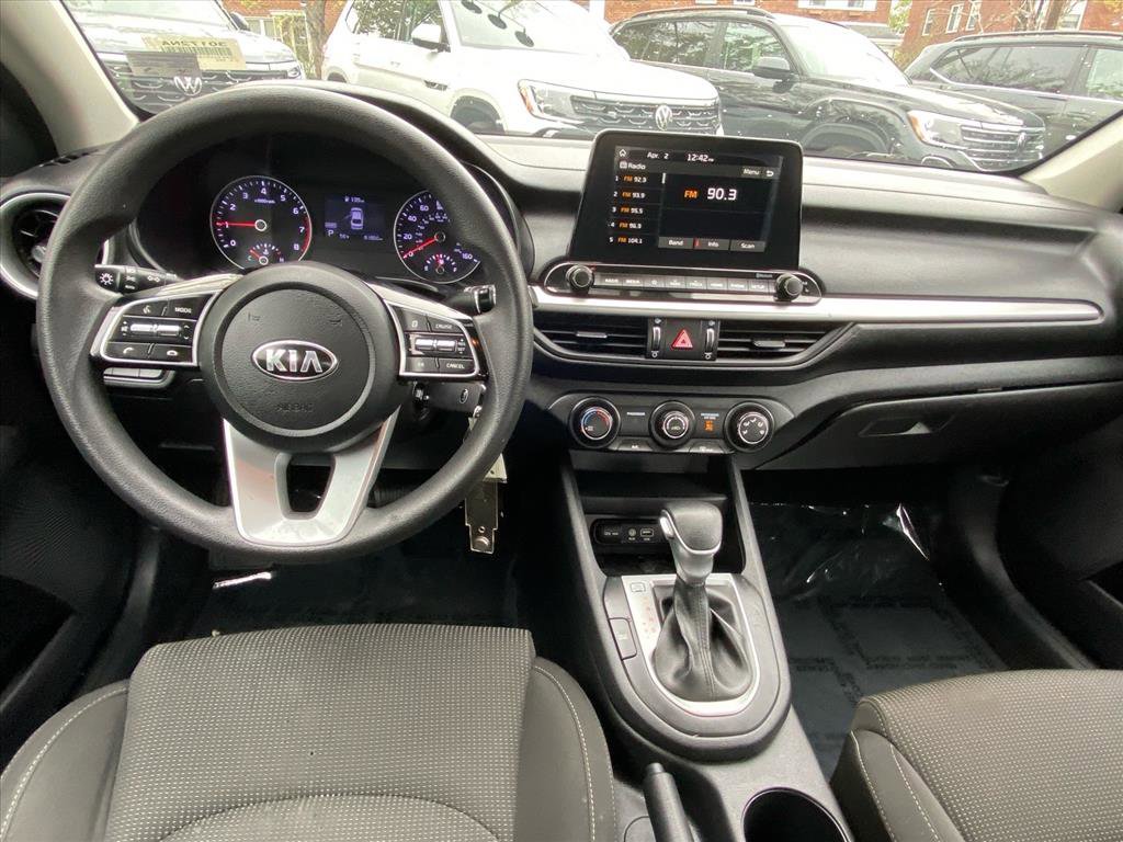 Used 2021 Kia Forte LXS image 9