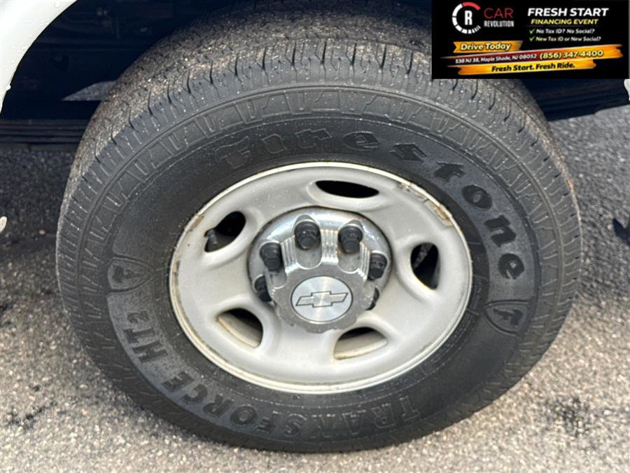 Used 2017 Chevrolet Express 3500 LT w/ LT Preferred Equipment Group image 41