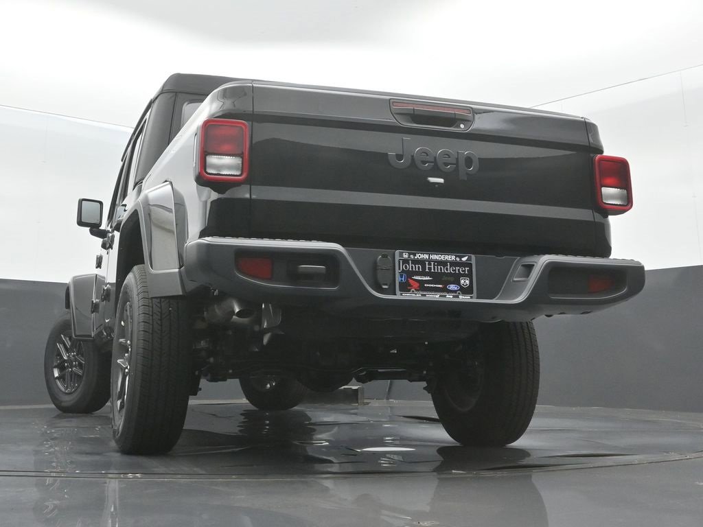 New 2025 Jeep Gladiator Sport image 30