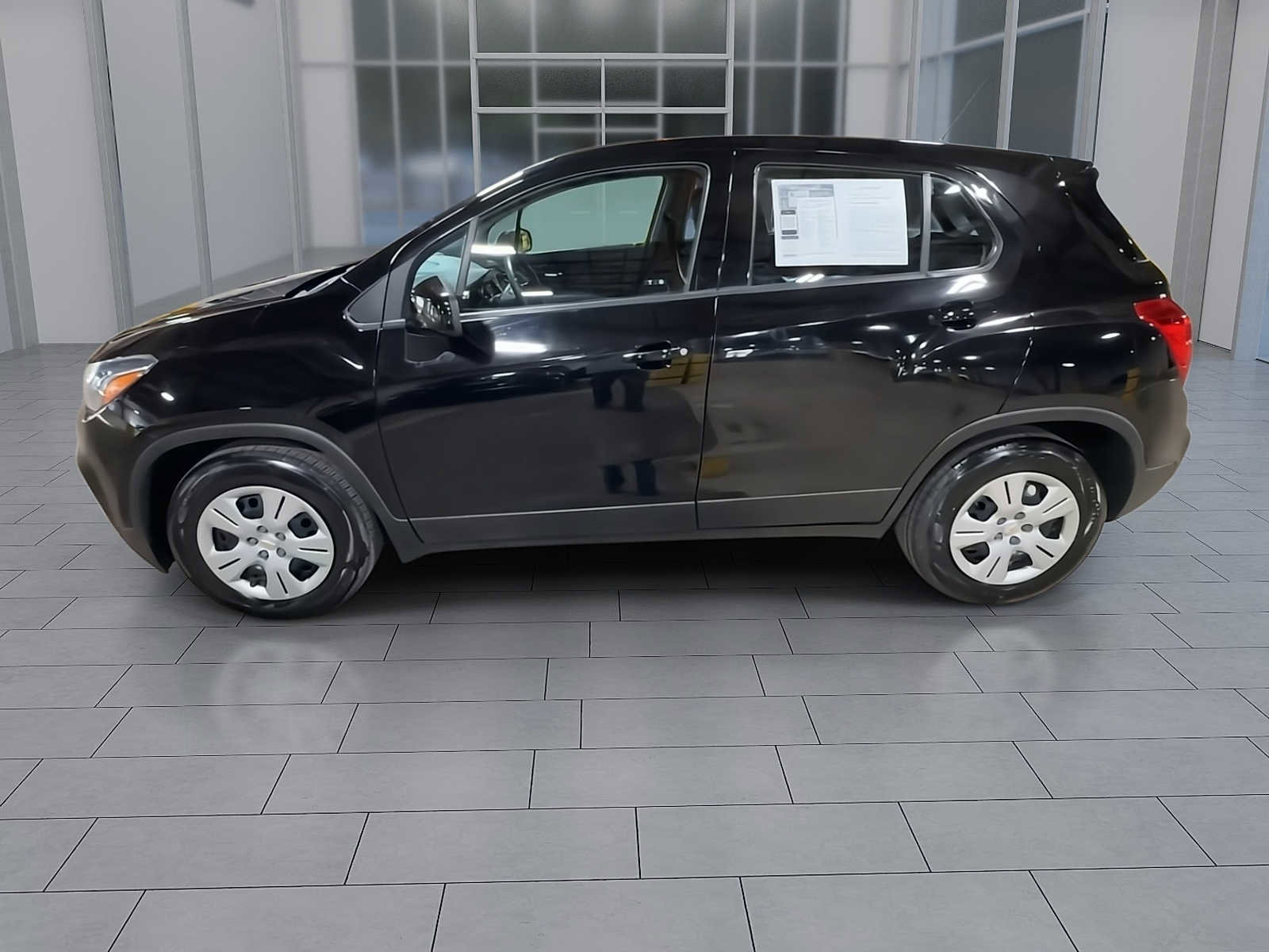 Used 2019 Chevrolet Trax LS image 5