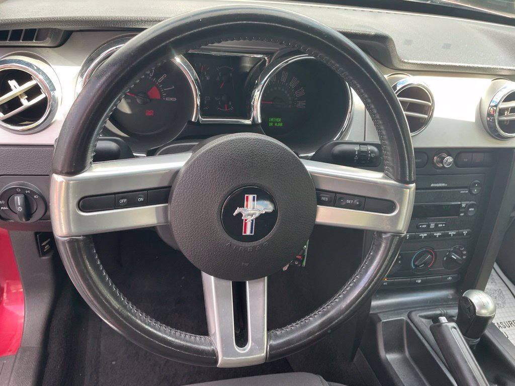 Used 2007 Ford Mustang GT RWD image 14