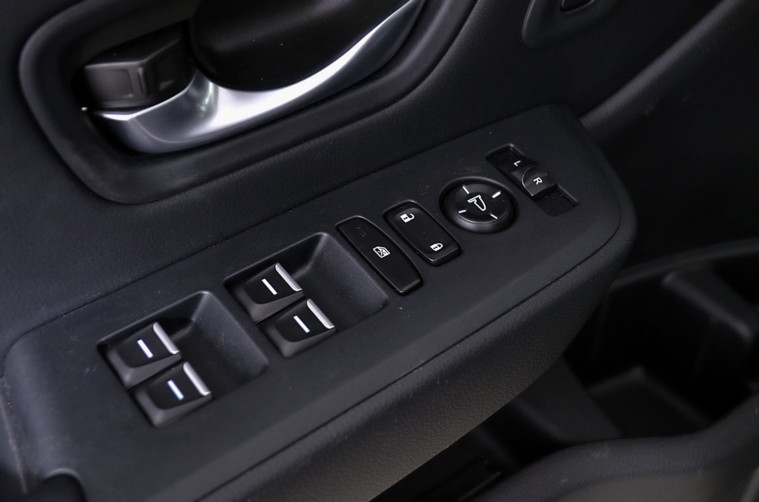 Used 2025 Honda Pilot EX-L image 21