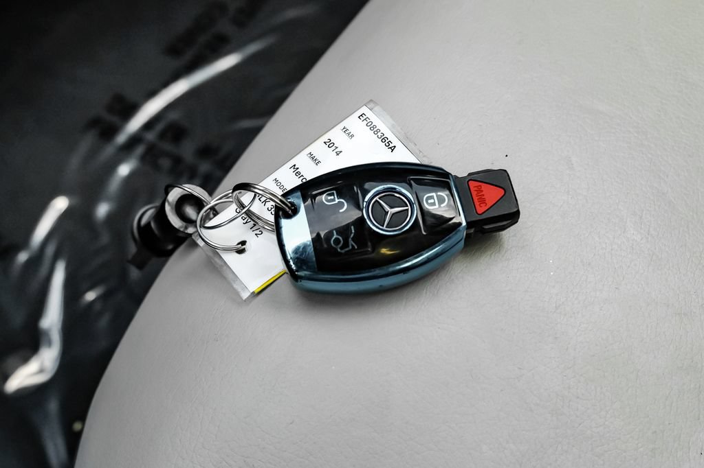Used 2014 Mercedes-Benz SLK 350 image 43