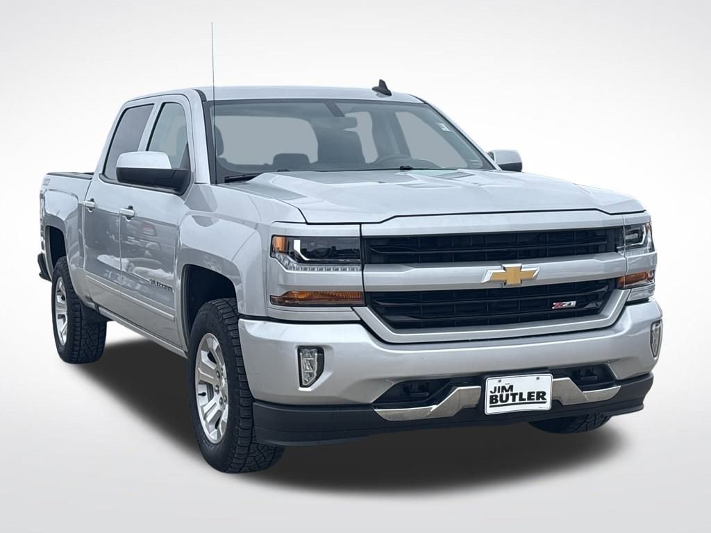 Used 2018 Chevrolet Silverado 1500 LT w/ All Star Edition image 9