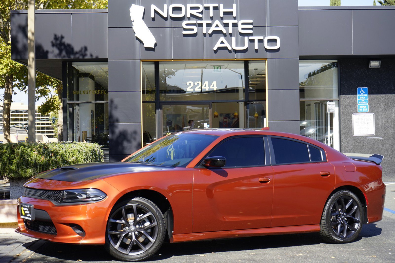 Used 2022 Dodge Charger GT w/ Blacktop Package image 2