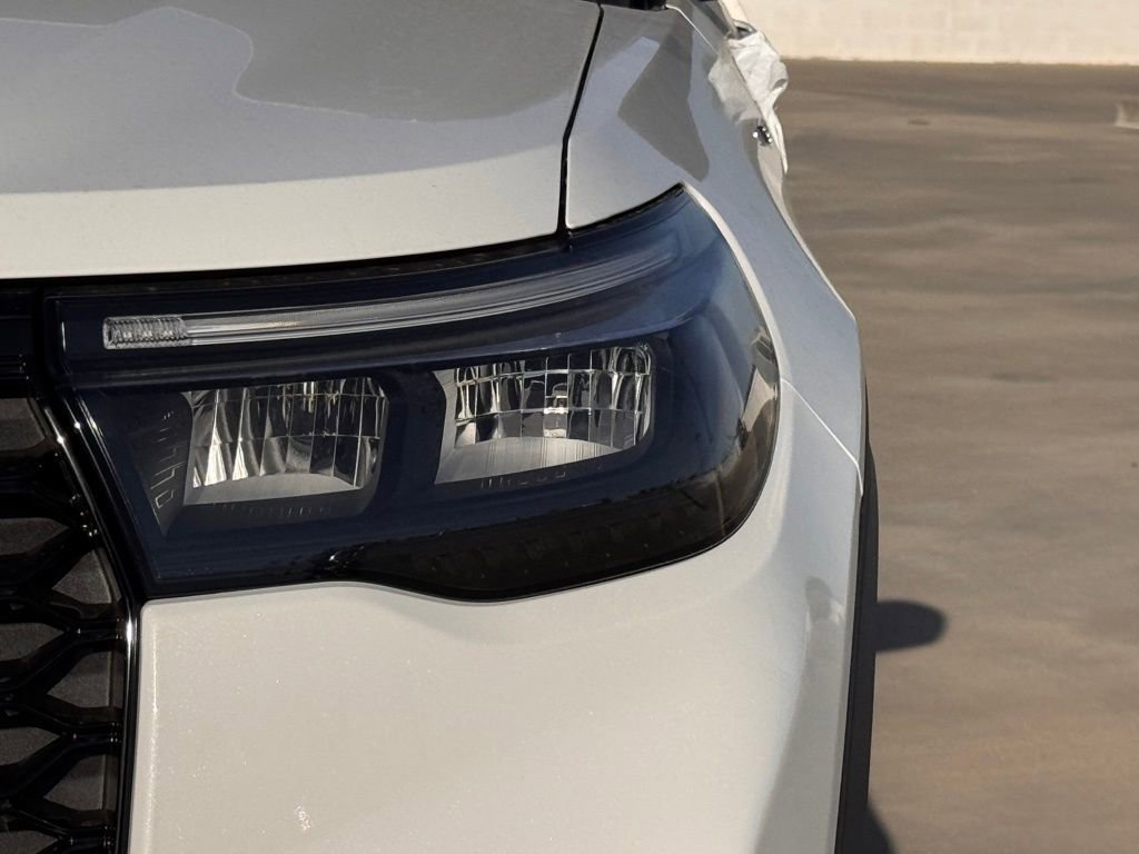 New 2026 Ford Explorer ST-Line image 8