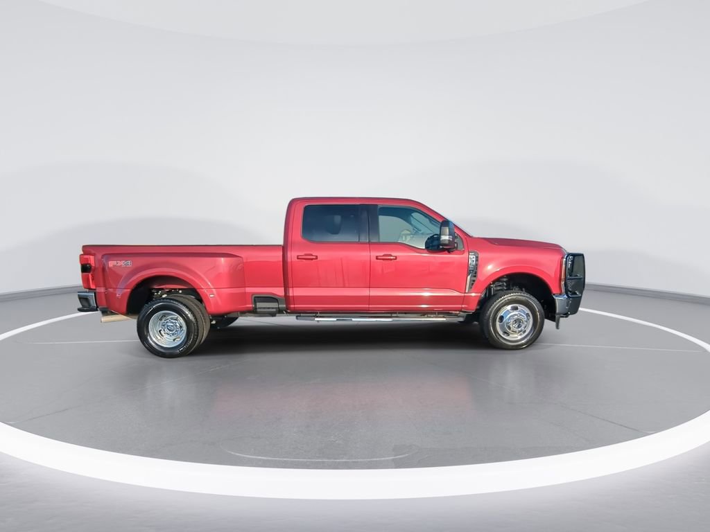 Used 2026 Ford F350 XLT w/ XLT Premium Package image 9