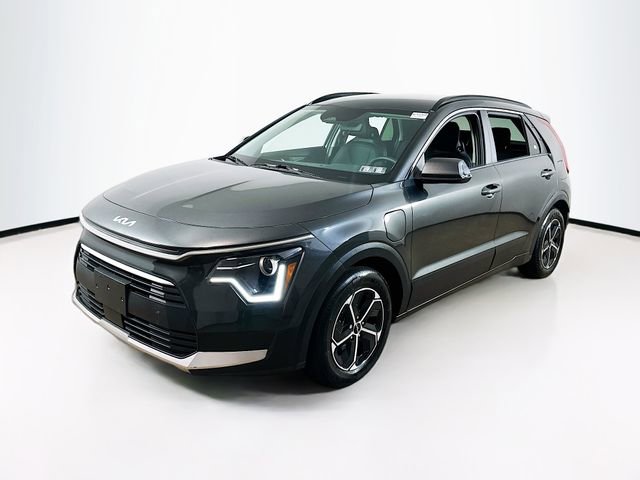 Used 2024 Kia Niro EX w/ EX Cold Weather Package FWD image 3