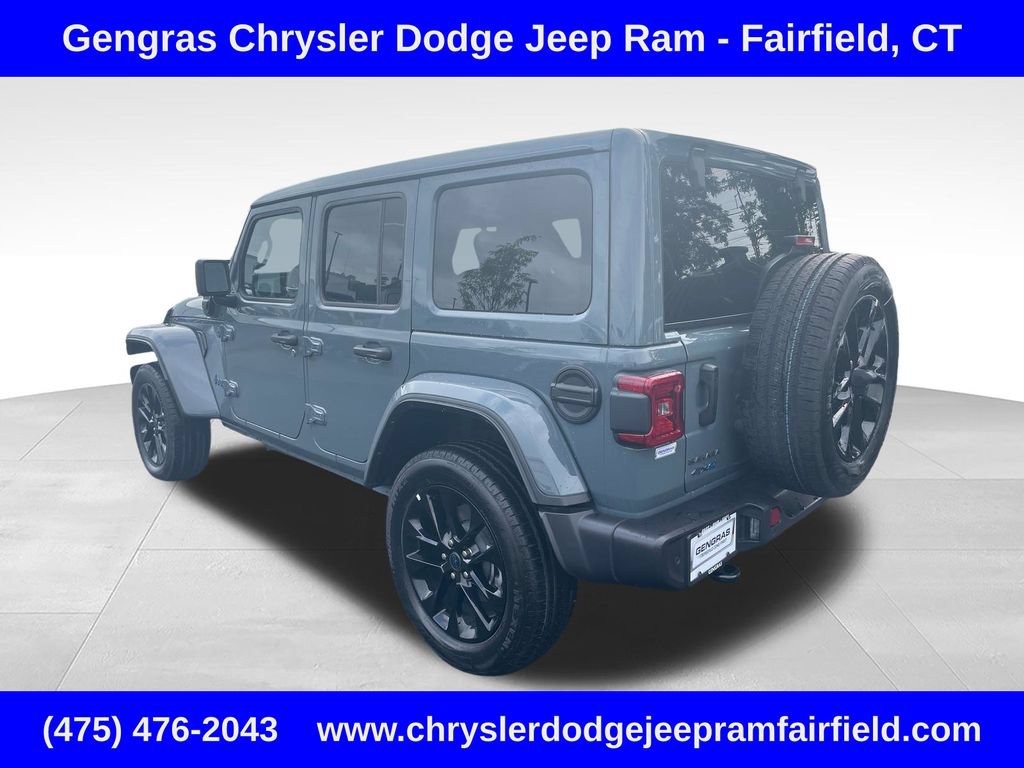 Certified 2025 Jeep Wrangler Unlimited Sahara w/ Safety Group AWD/4WD image 5