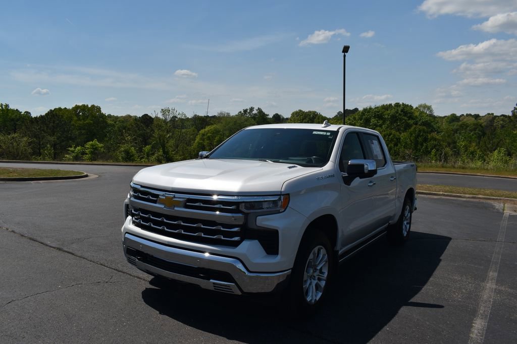 Used 2023 Chevrolet Silverado 1500 LTZ w/ Technology Package image 3