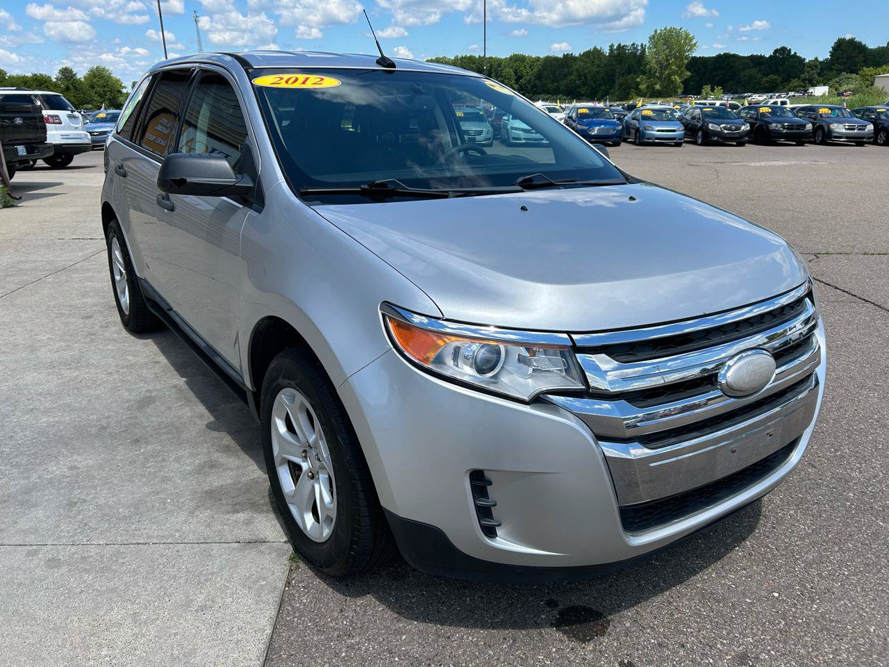 Used 2012 Ford Edge SE FWD image 3