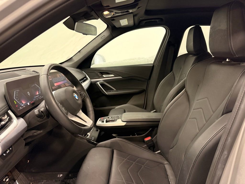 Used 2025 BMW X1 xDrive28i image 12
