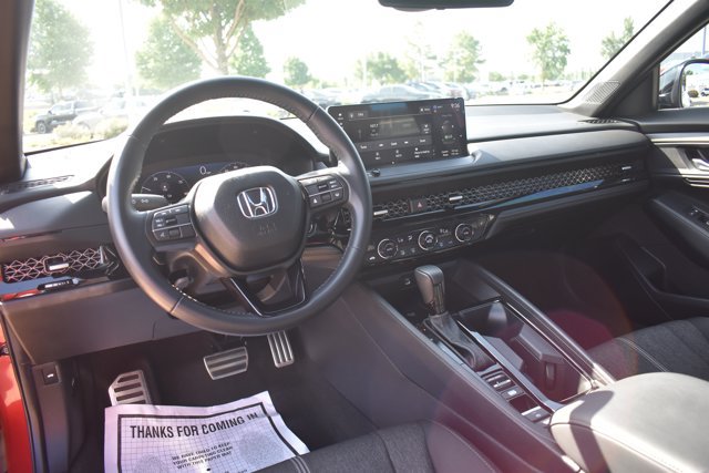 Used 2025 Honda Accord Sport image 19