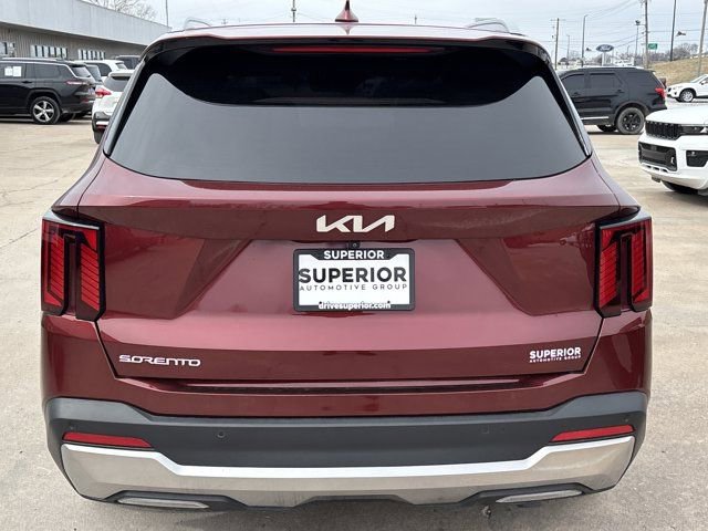 Used 2025 Kia Sorento SX image 4