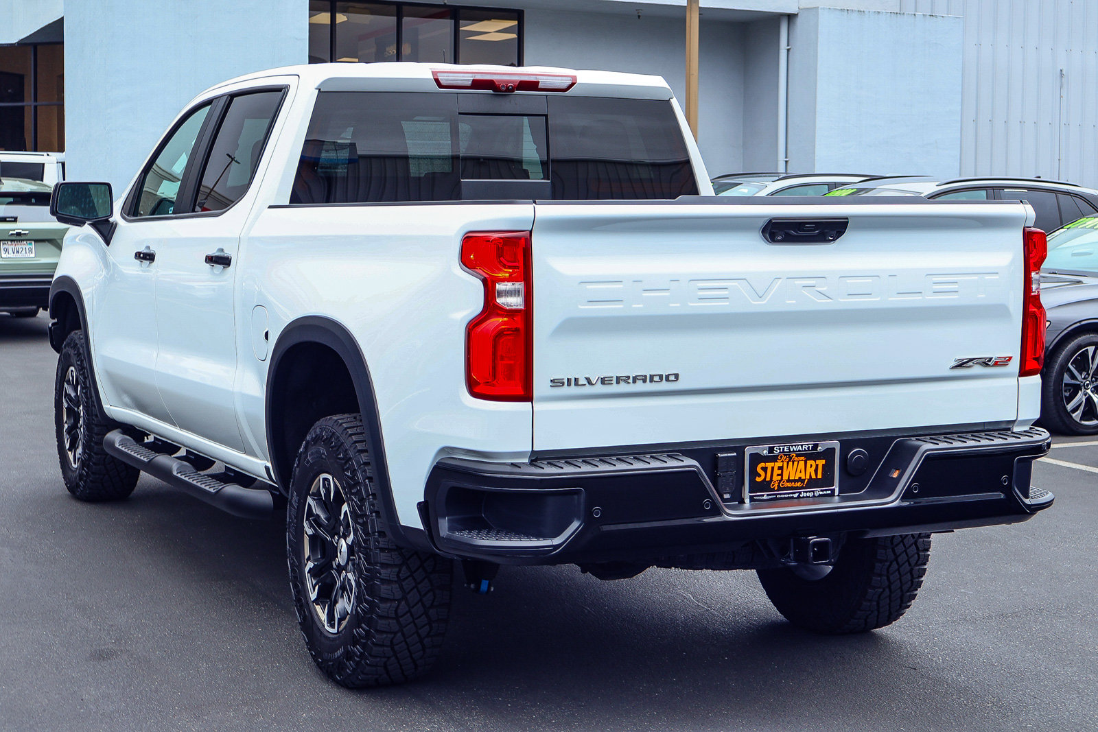 Used 2025 Chevrolet Silverado 1500 ZR2 w/ Technology Package AWD/4WD image 23