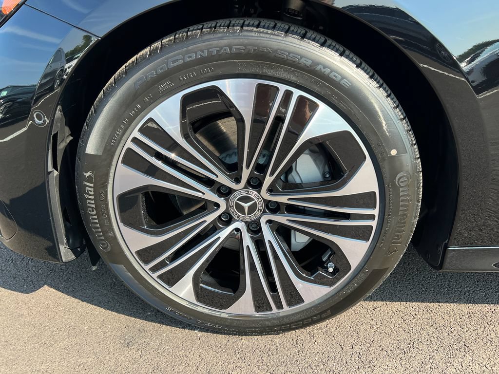 New 2026 Mercedes-Benz E 350 4MATIC Sedan image 28