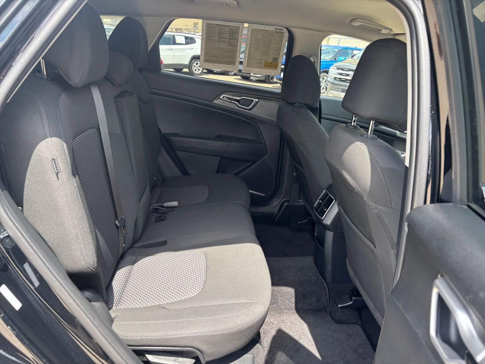 Used 2025 Kia Sportage LX image 24