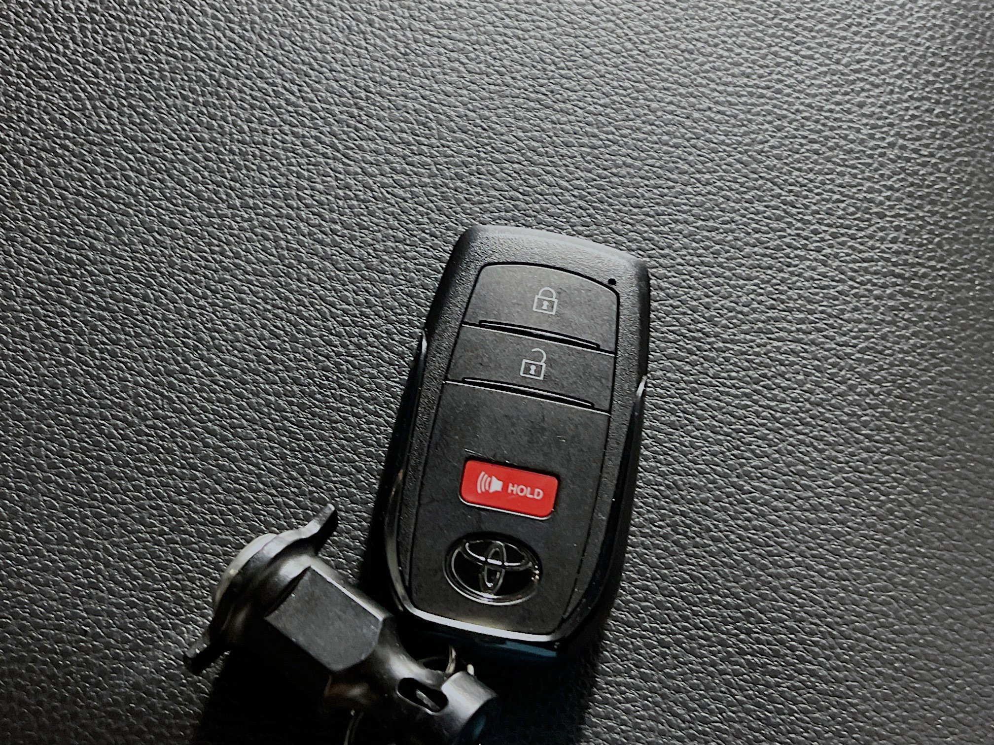 Used 2025 Toyota 4Runner SR5 image 36