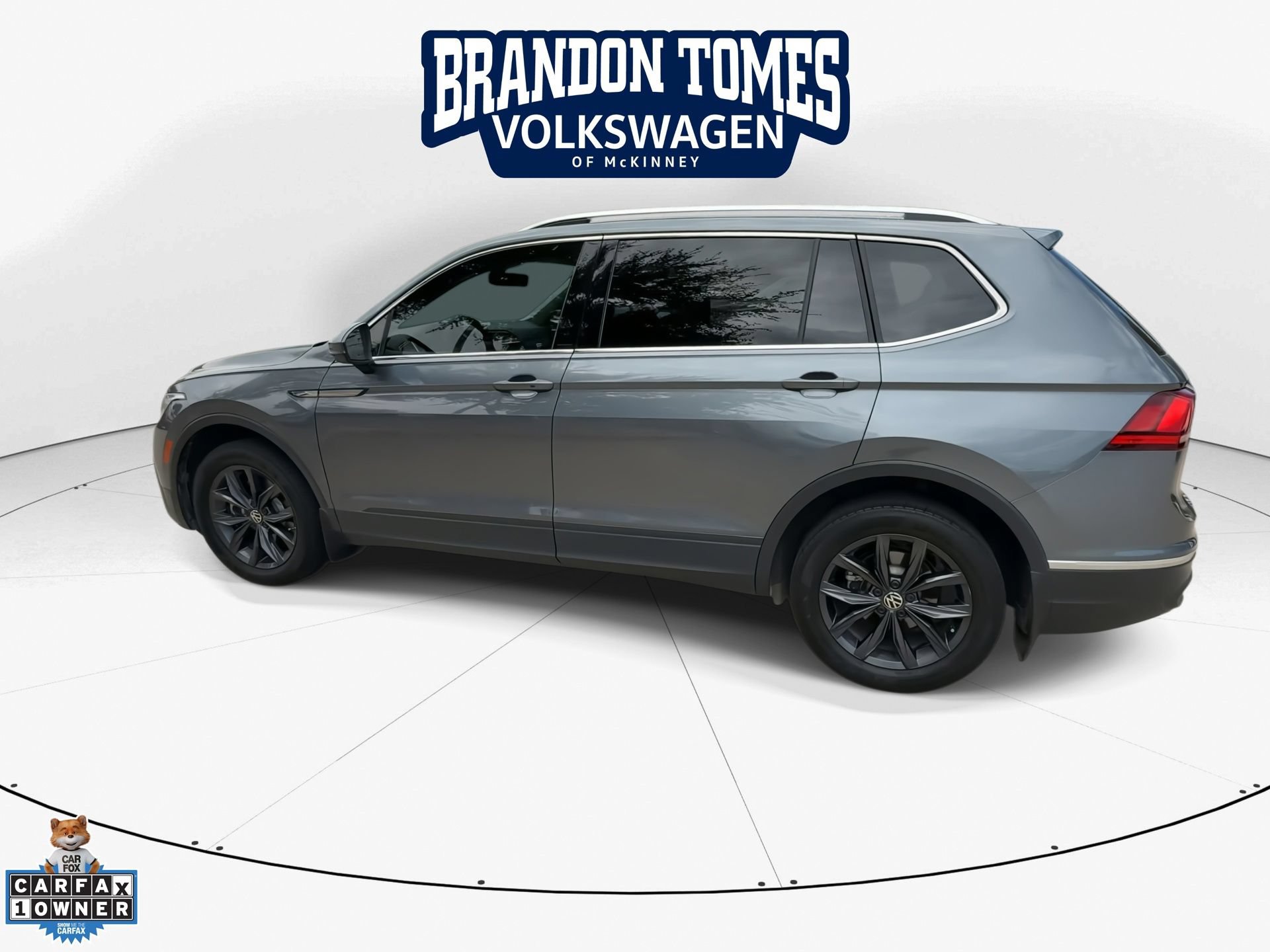 Used 2022 Volkswagen Tiguan SE FWD image 6