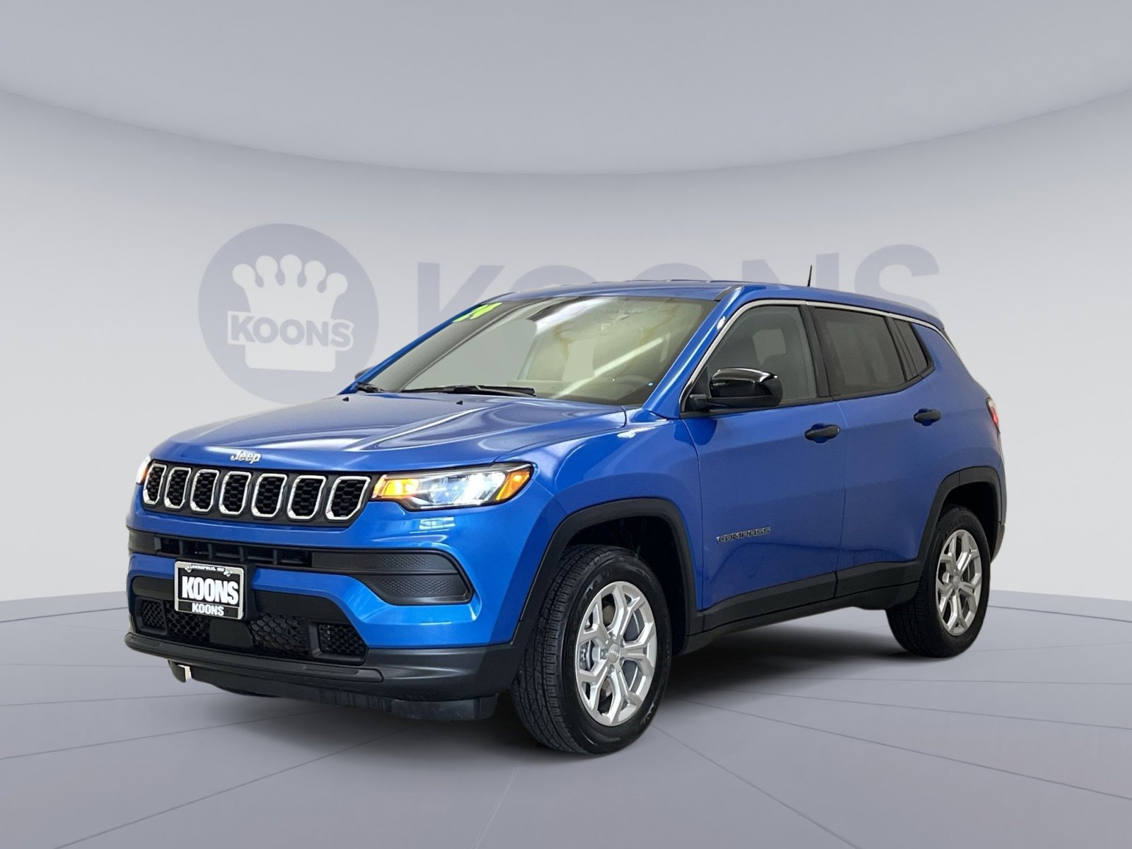 Used 2024 Jeep Compass Sport AWD/4WD image 4
