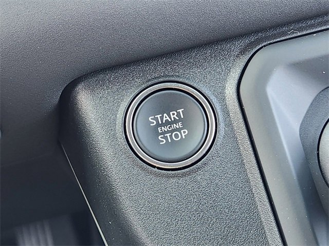 New 2024 Land Rover Defender 110 S image 20