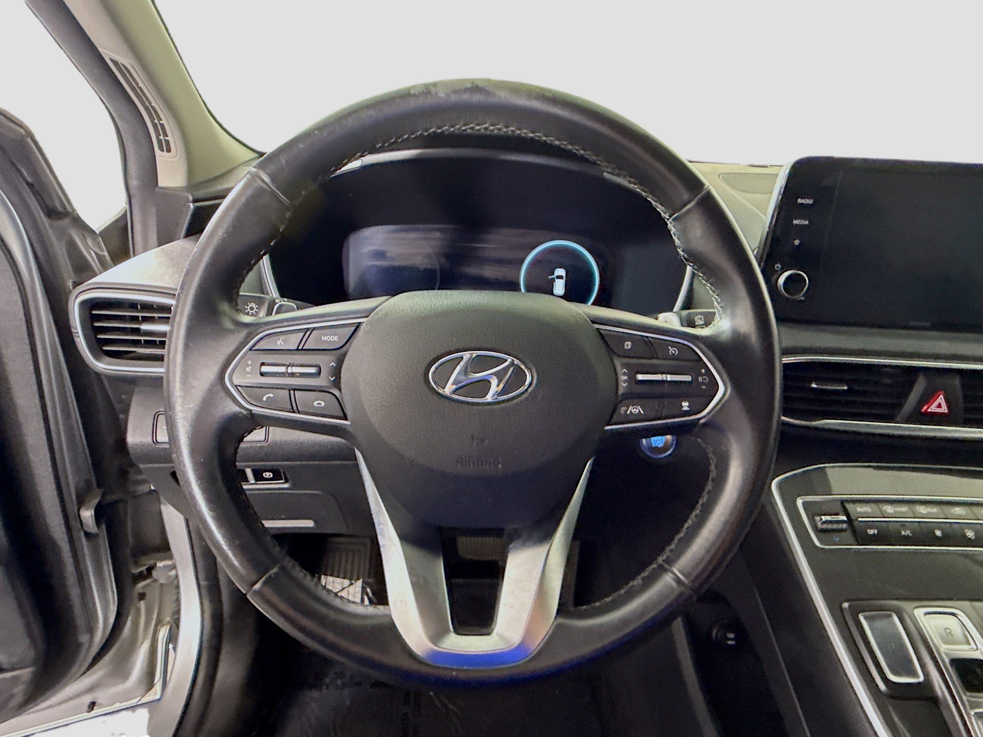 Used 2021 Hyundai Santa Fe SEL w/ Convenience Package FWD image 13