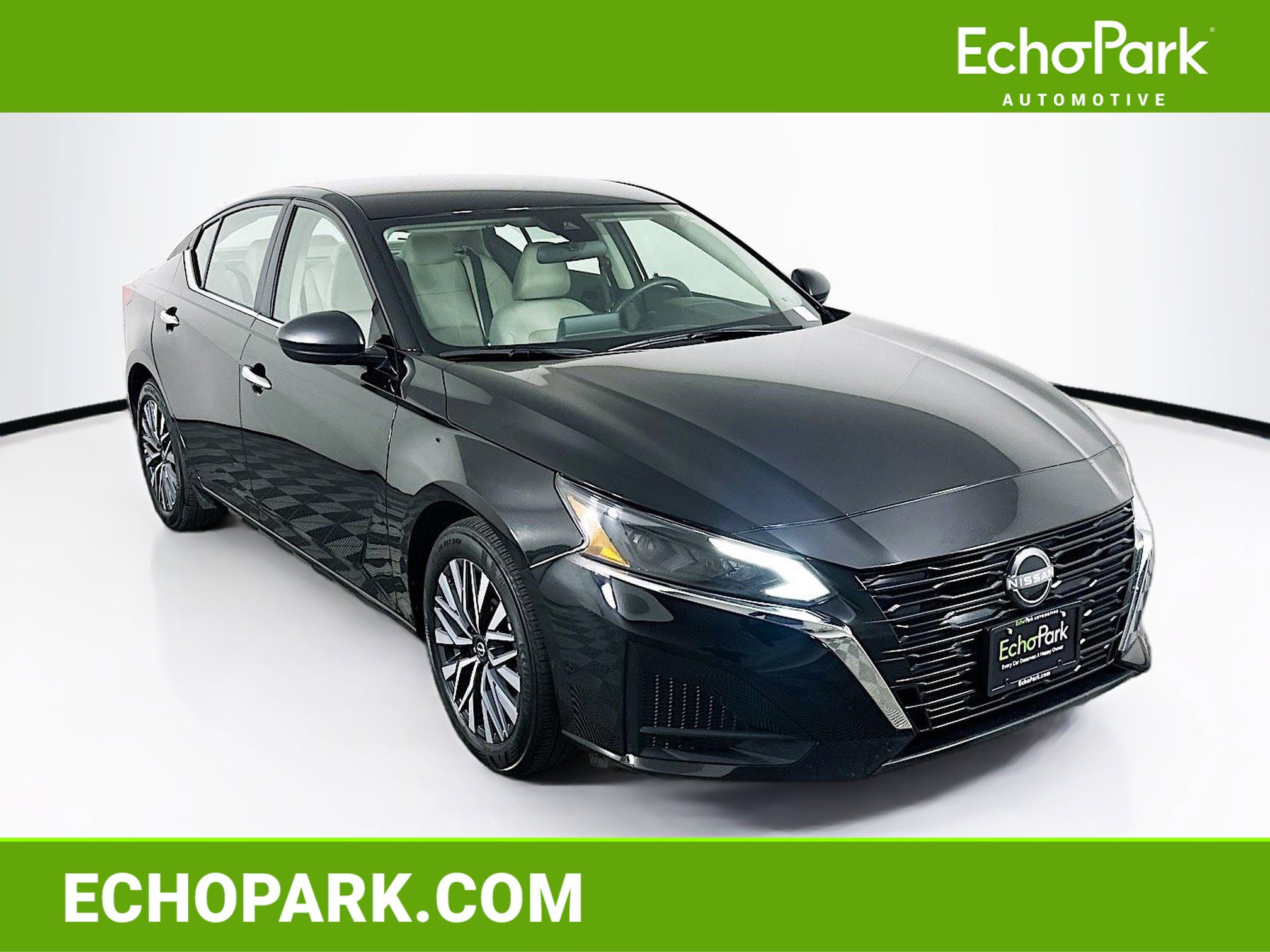 Used 2025 Nissan Altima 2.5 SV