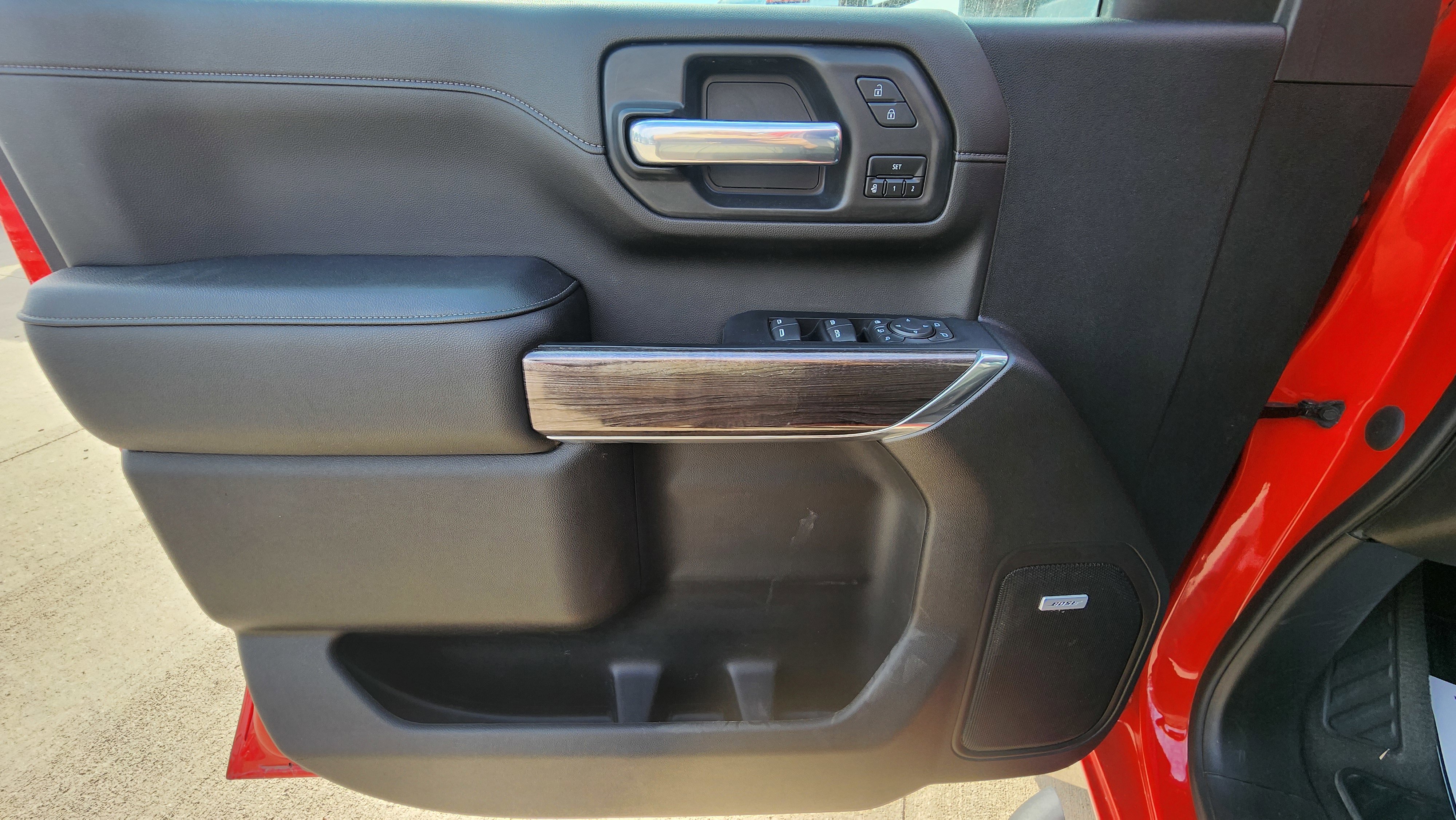 Certified 2023 Chevrolet Silverado 2500 LTZ w/ LTZ Convenience Package image 10