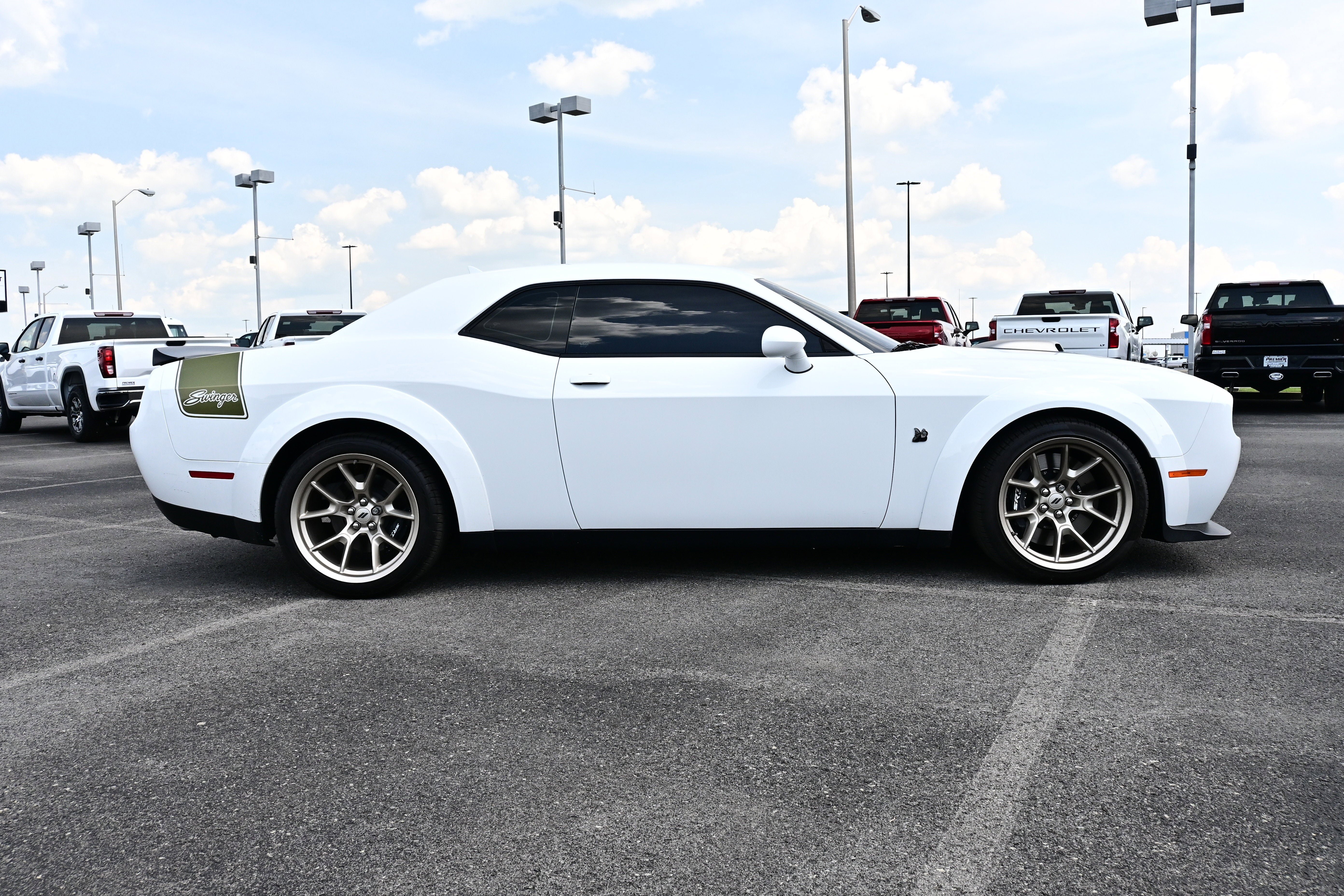 Used 2023 Dodge Challenger R/T Scat Pack RWD image 5