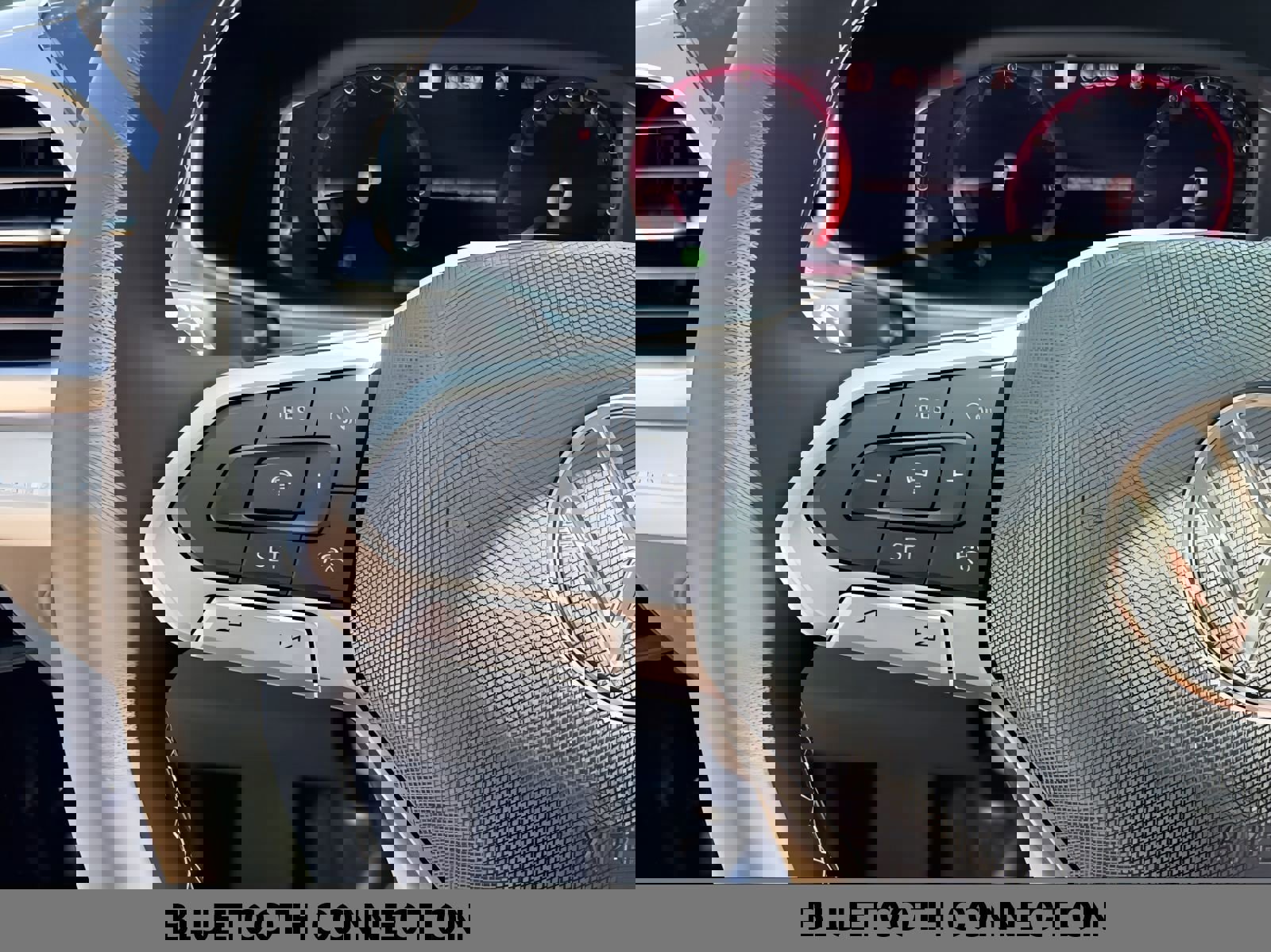 New 2025 Volkswagen Taos SEL image 19